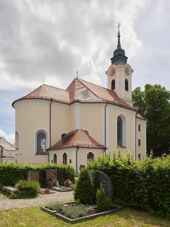 Guest house Wohnen Am Wasserschloss Sandizell Schrobenhausen Germany