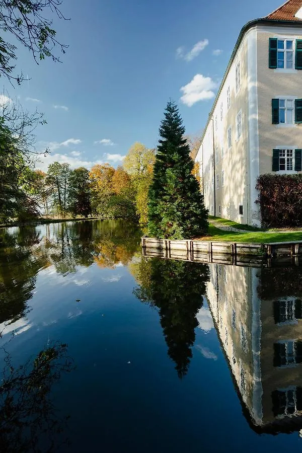 Wohnen Am Wasserschloss Sandizell Schrobenhausen